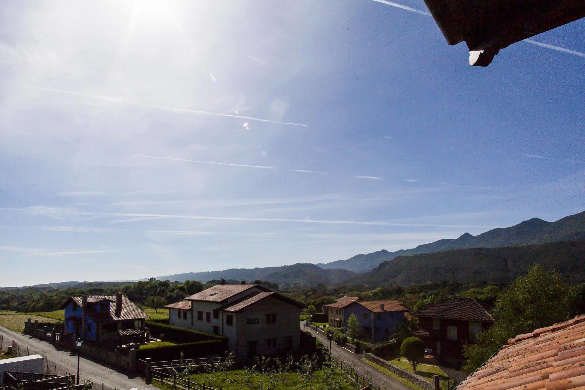 Hotel La Boriza อันดริน ภายนอก รูปภาพ